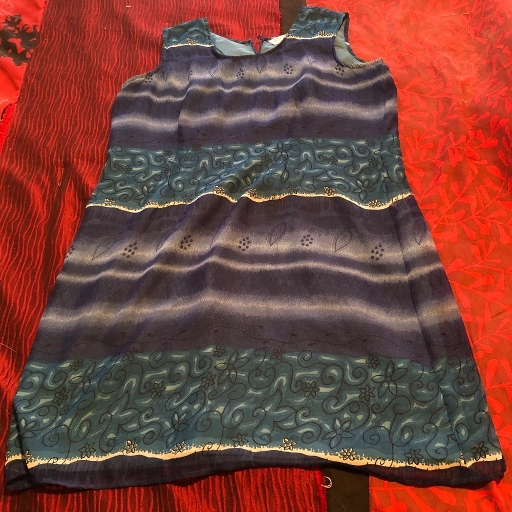 Jessica xl multi blue coloured dress, sleeveless, round neck, slip underneath